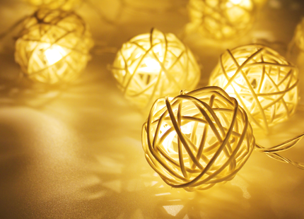 10 LED Rattan Ball String Lights - Battery Operated