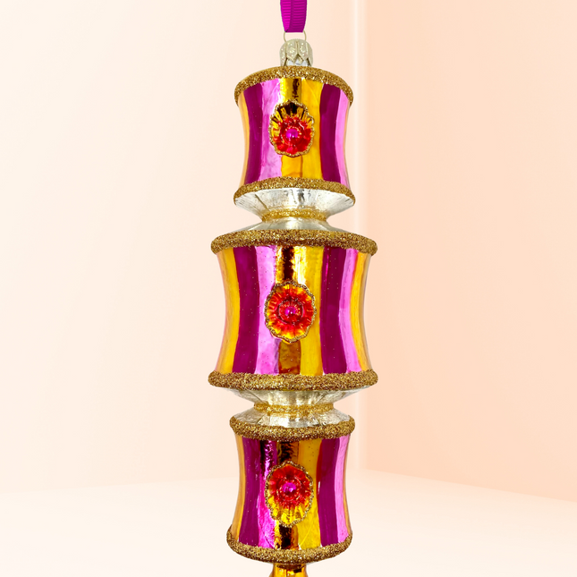Hold 'Em Dazzler Glass Ornament