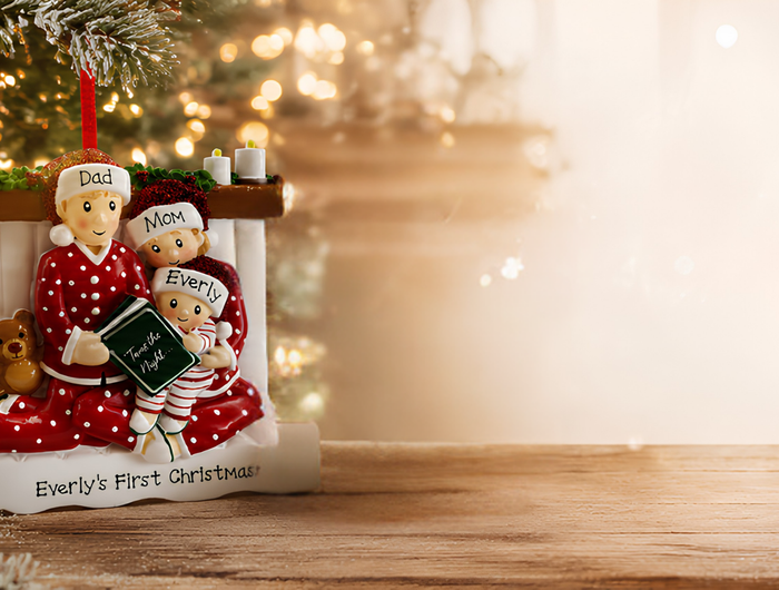 <h2><strong>25% OFF</strong></h2><h6>select Family Christmas Ornaments</h6><h6><em>September 4-September  7</em></h6>